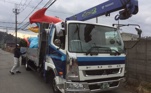 【京都から熊本県のチャーター便輸送】遊園地の造形物の輸送