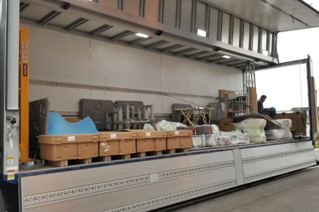 【滋賀県から福島県のチャーター便輸送】総輪エアサス車にて精密機械の輸送