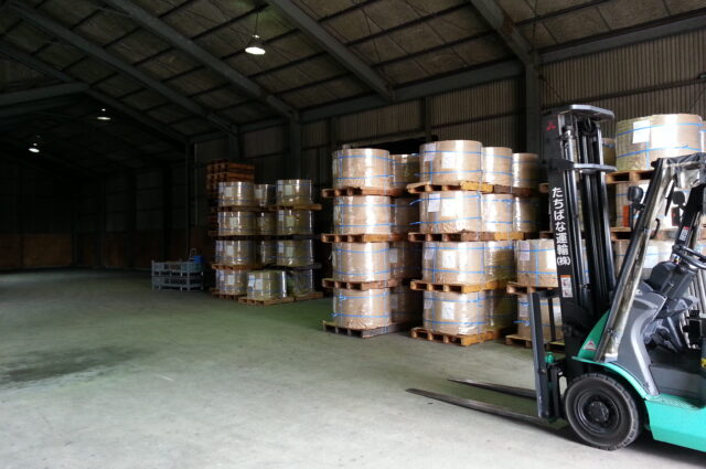 受注から出荷までの流れを分析、倉庫内の業務を最適な物流に