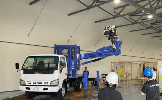 大阪・関西万博への人型ロボット搬出入